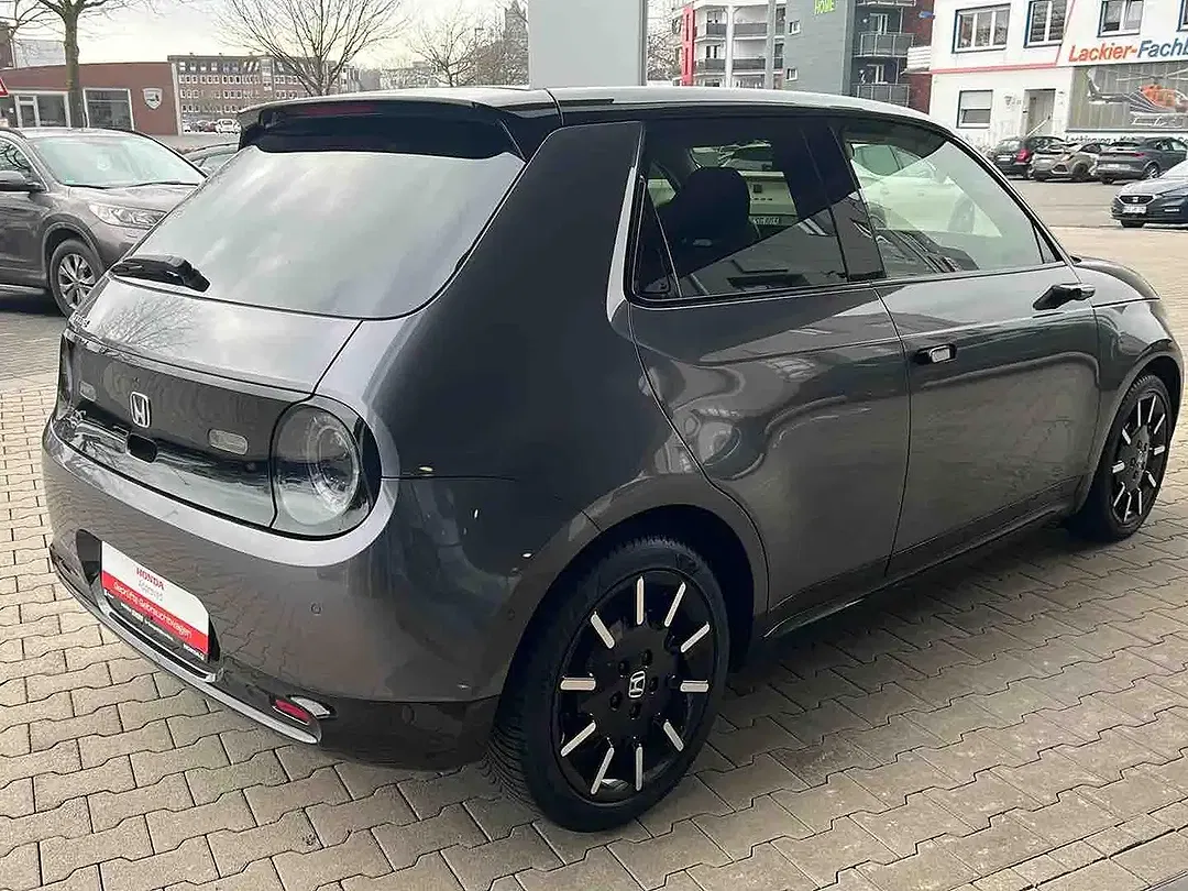 Honda e - Thumbnail 3