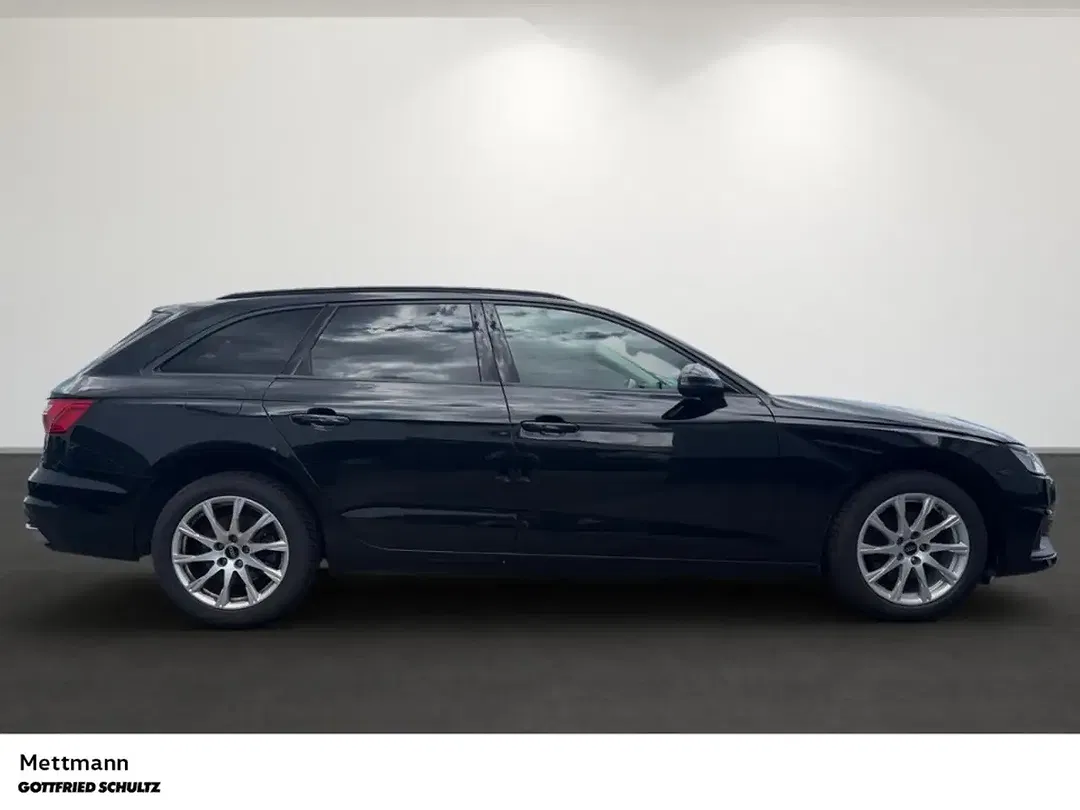 Audi A4 - Thumbnail 2