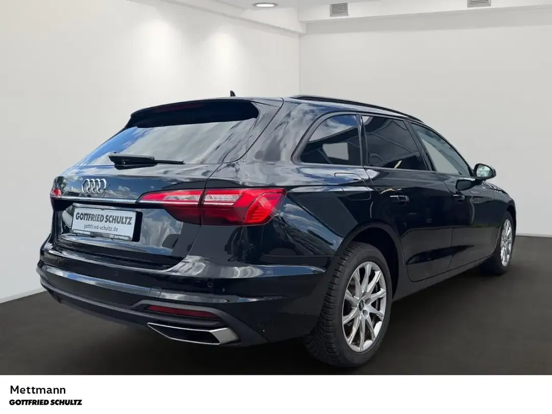 Audi A4 - Thumbnail 3