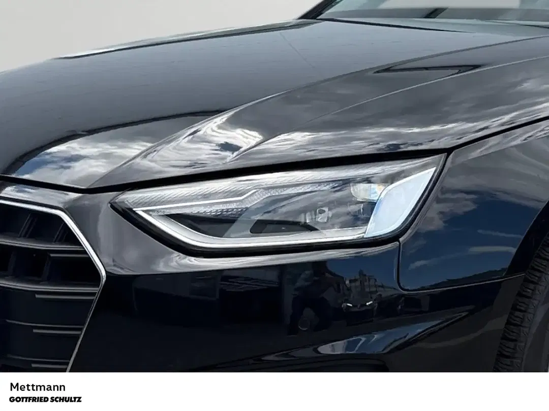 Audi A4 - Thumbnail 4