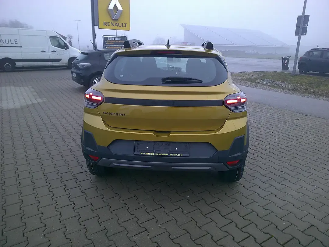 Dacia Sandero - Thumbnail 8