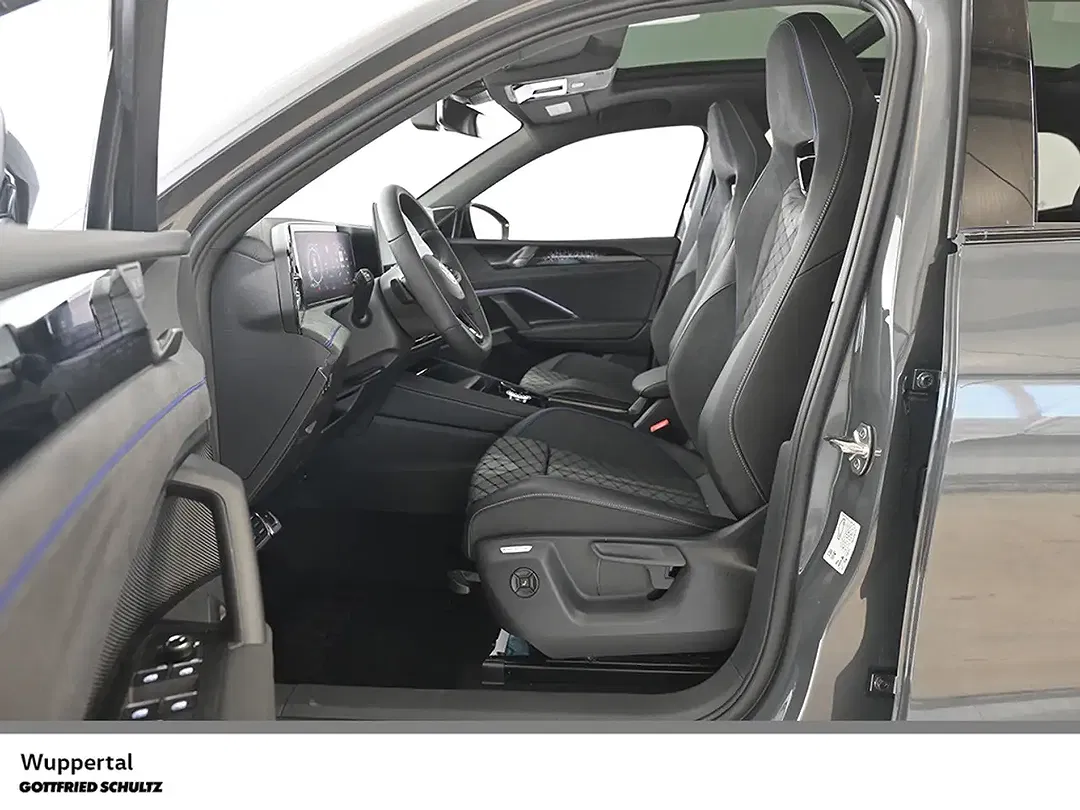 Volkswagen Tiguan - Thumbnail 11