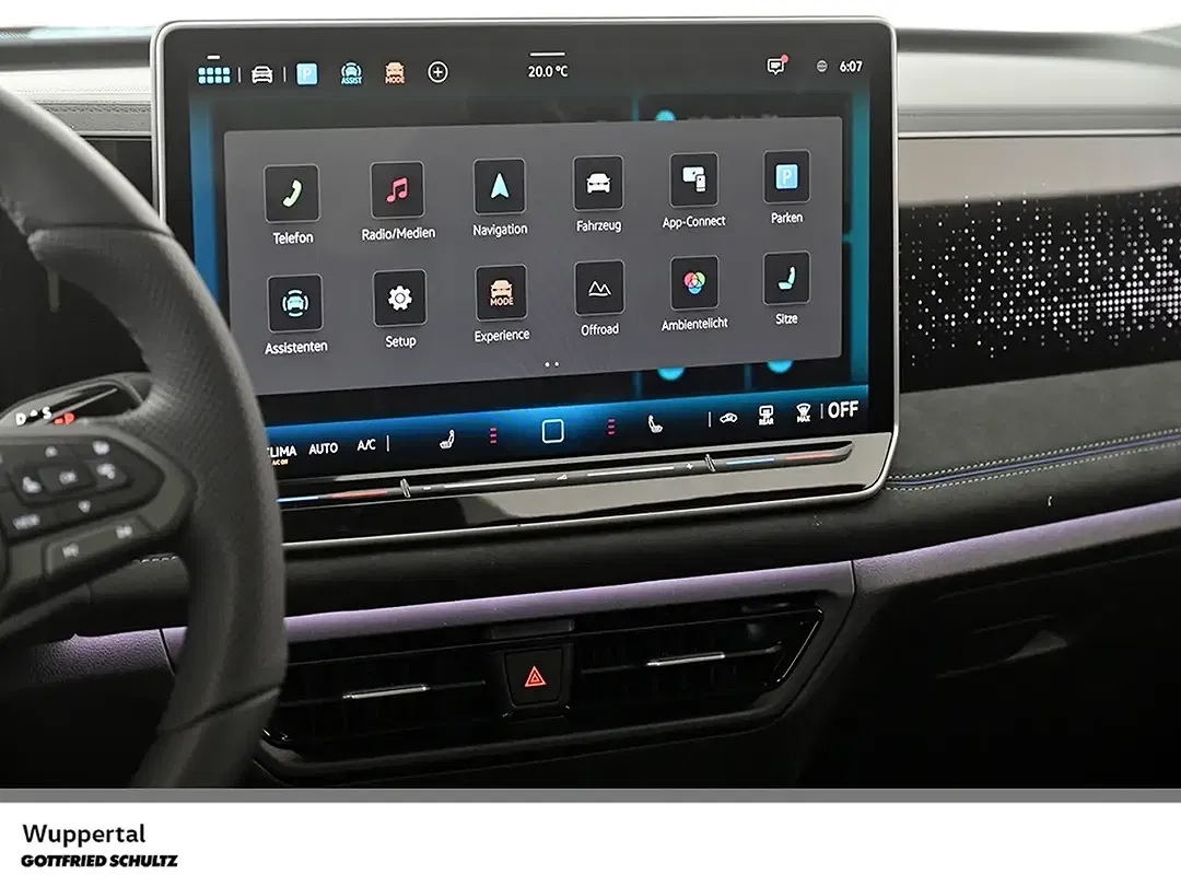 Volkswagen Tiguan - Thumbnail 15