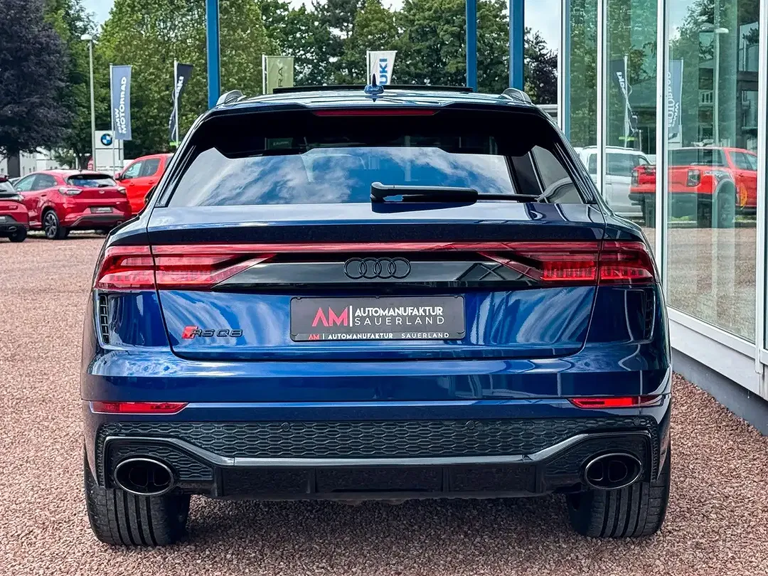 Audi RS Q8 - Thumbnail 10