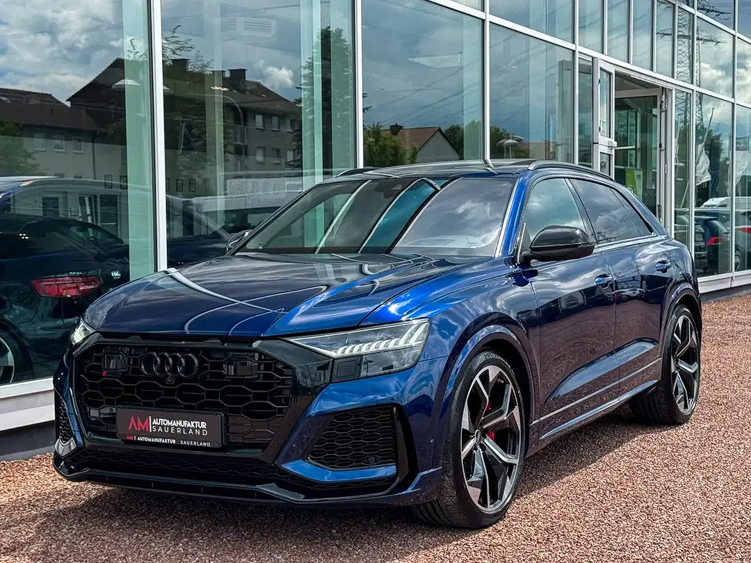 Audi RS Q8 - Thumbnail 3