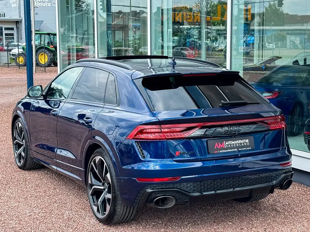Audi RS Q8 - Thumbnail 9