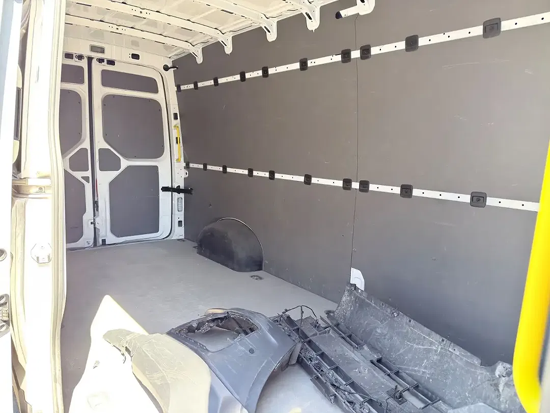 Volkswagen Crafter - Thumbnail 10