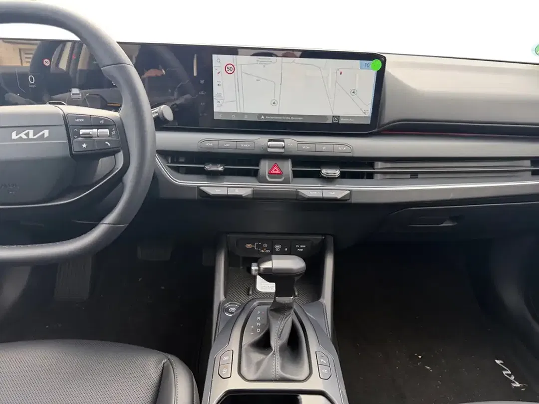 Kia K4 - Thumbnail 11
