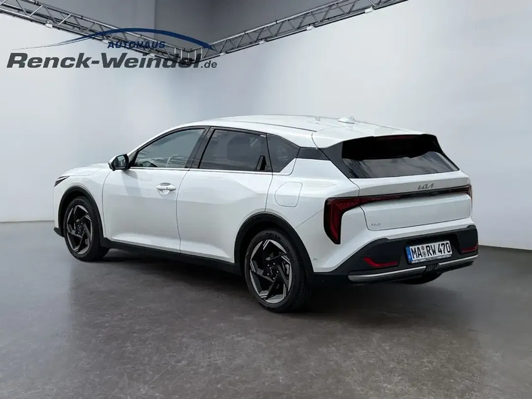 Kia K4 - Thumbnail 3