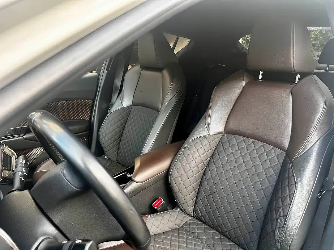 Toyota C-HR - Thumbnail 7