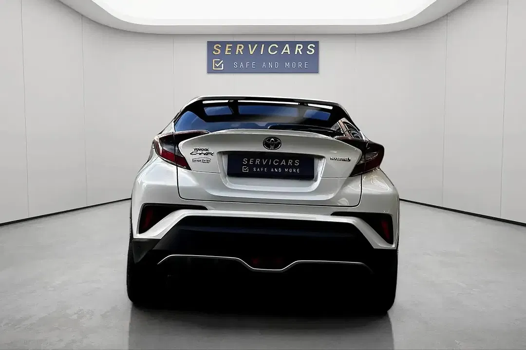 Toyota C-HR - Thumbnail 3