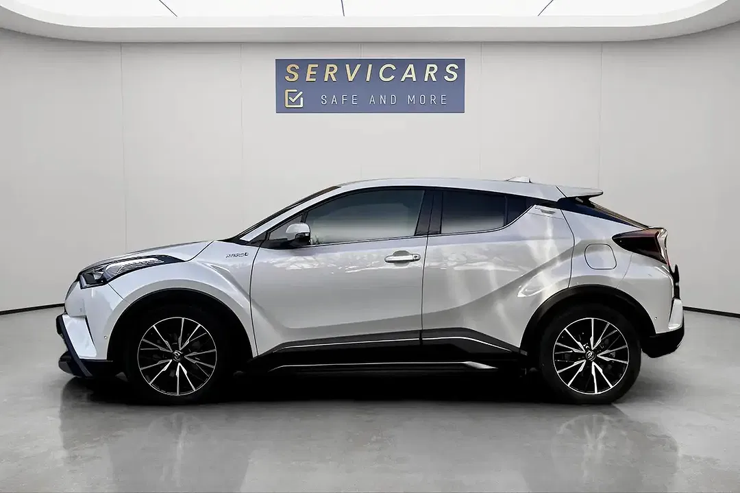 Toyota C-HR - Thumbnail 4