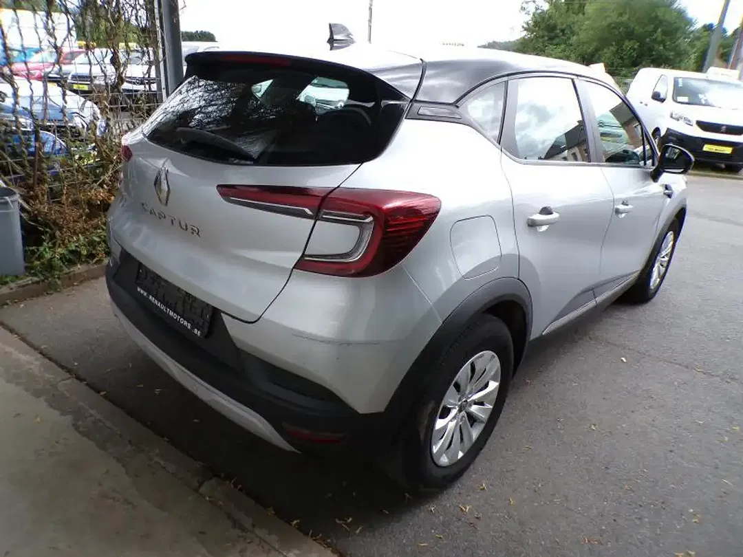 Renault Captur - Thumbnail 4