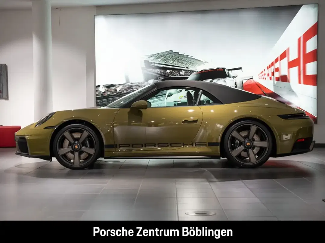 Porsche 992 - Thumbnail 11