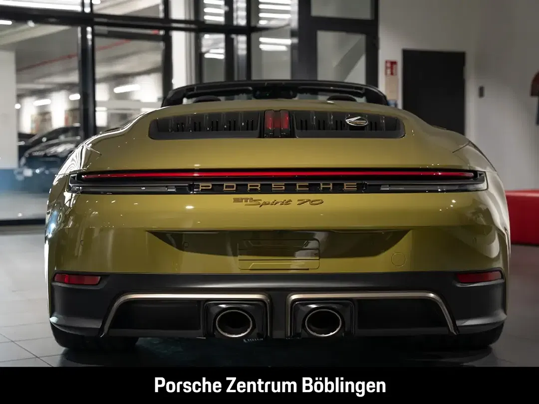 Porsche 992 - Thumbnail 12