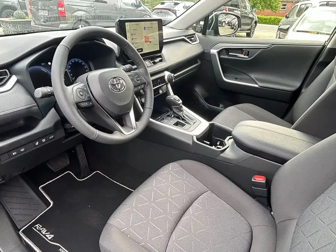 Toyota RAV 4 - Thumbnail 11