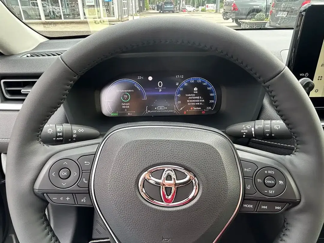 Toyota RAV 4 - Thumbnail 15