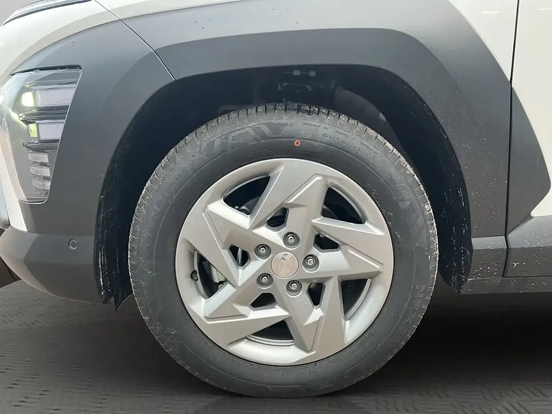 Hyundai KONA - Thumbnail 3