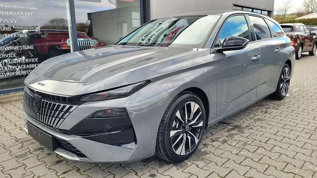 Peugeot 308 - Thumbnail 1