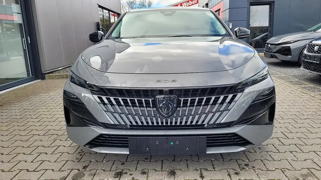 Peugeot 308 - Thumbnail 2