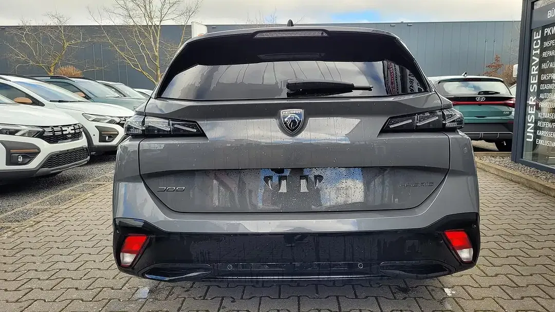 Peugeot 308 - Thumbnail 5