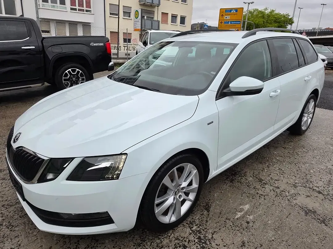 Skoda Octavia 1.6 TDI Combi Clever