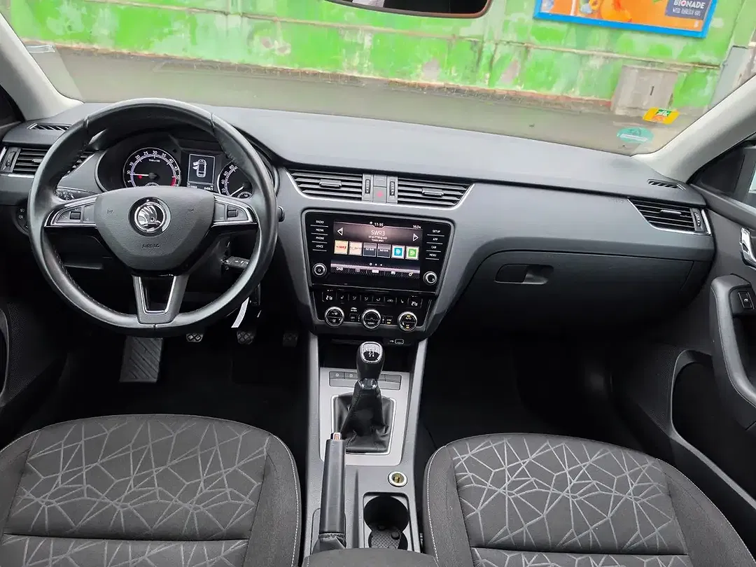 Skoda Octavia - Thumbnail 7