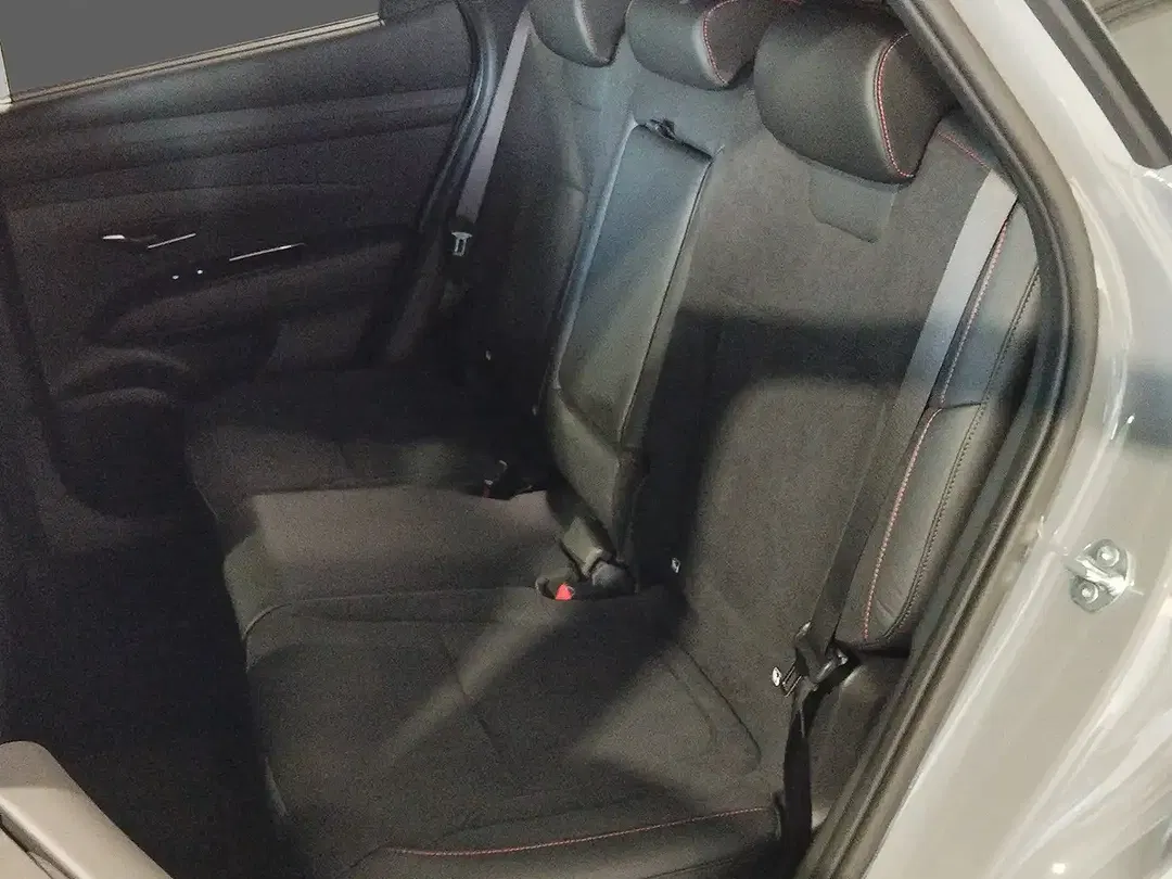 Hyundai TUCSON - Thumbnail 9