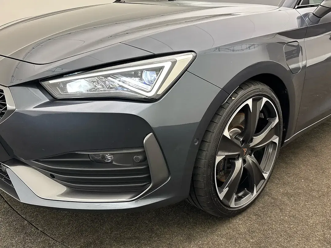 CUPRA Leon - Thumbnail 5