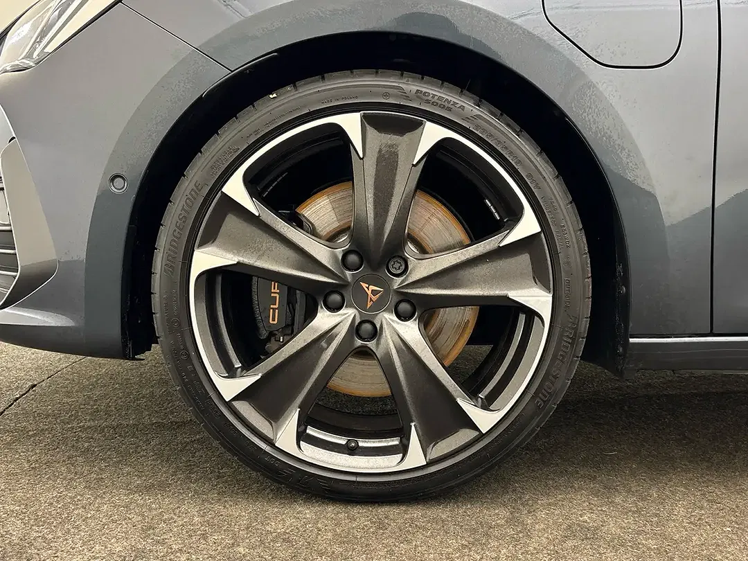 CUPRA Leon - Thumbnail 6