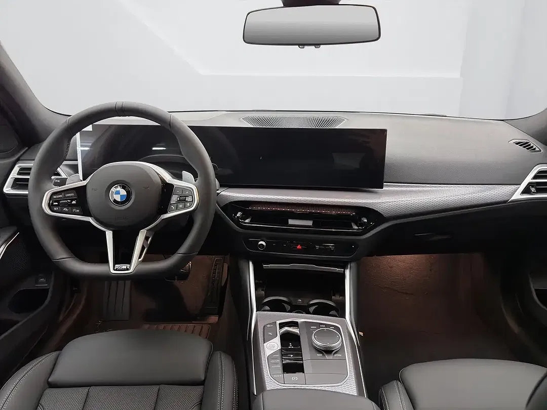 BMW 320 - Thumbnail 5