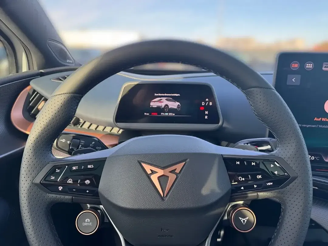 CUPRA Tavascan - Thumbnail 14