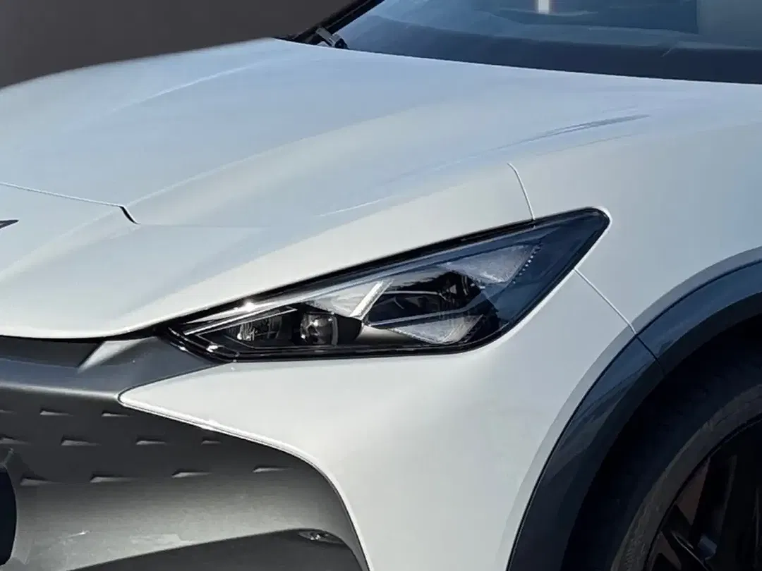 CUPRA Tavascan - Thumbnail 7