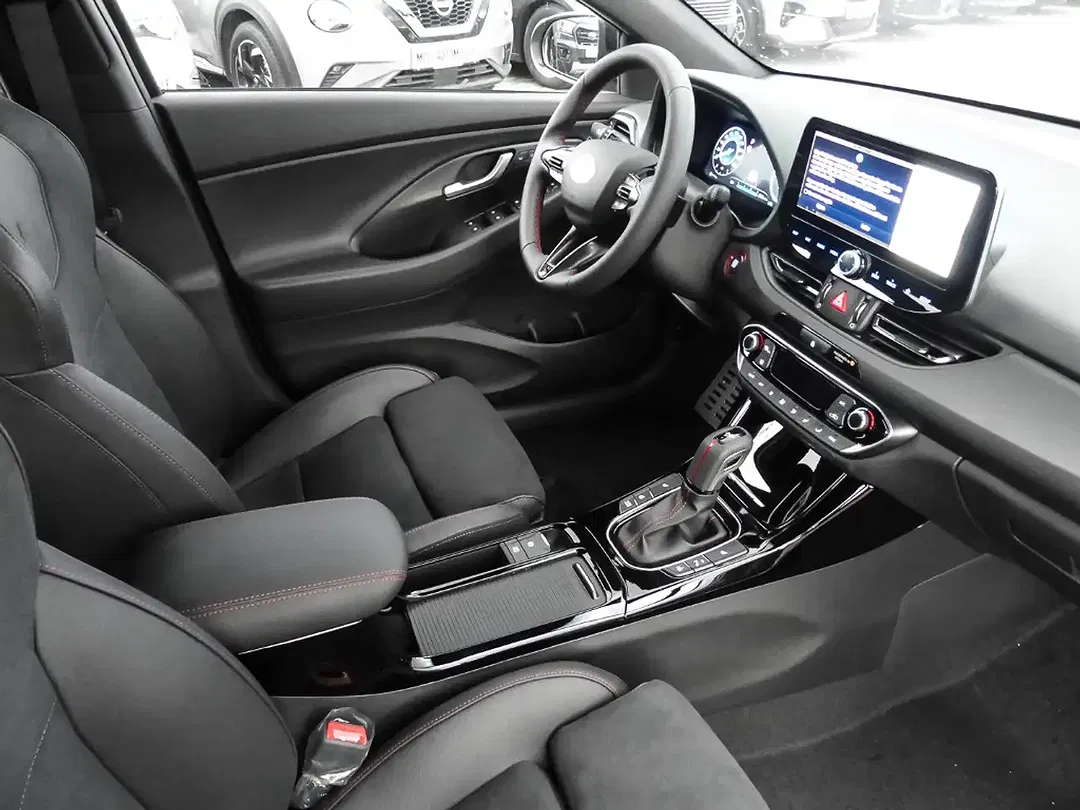 Hyundai i30 - Thumbnail 4