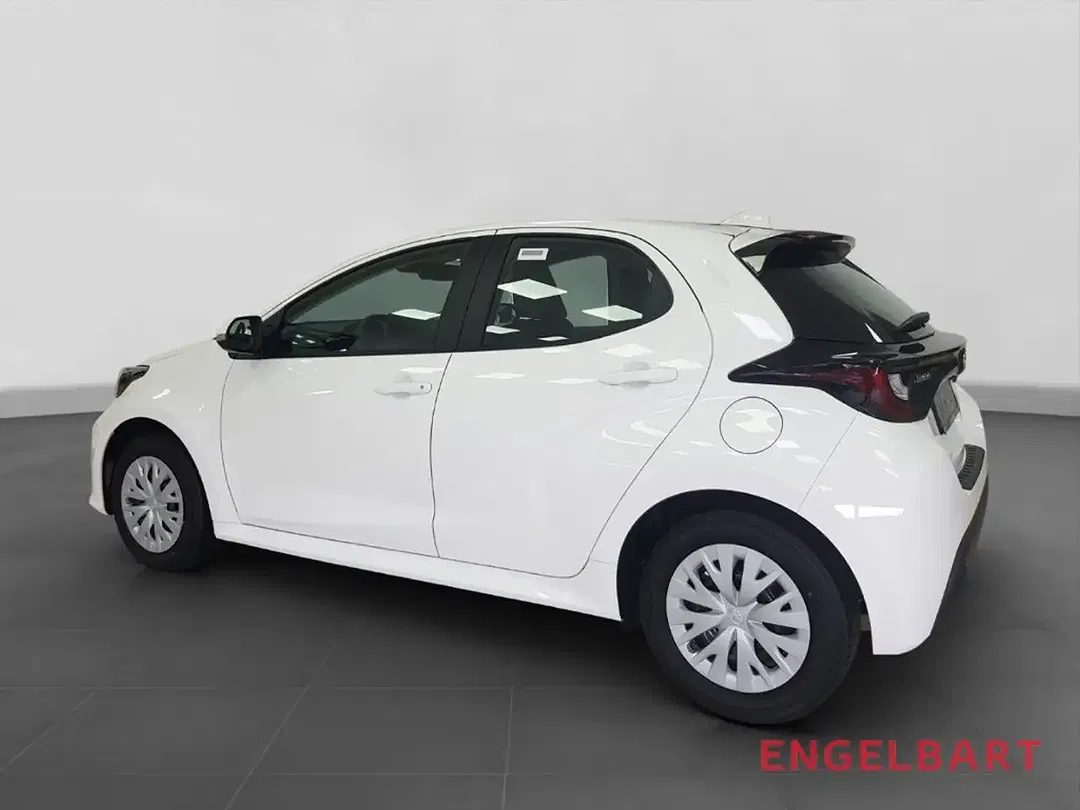 Toyota Yaris - Thumbnail 2