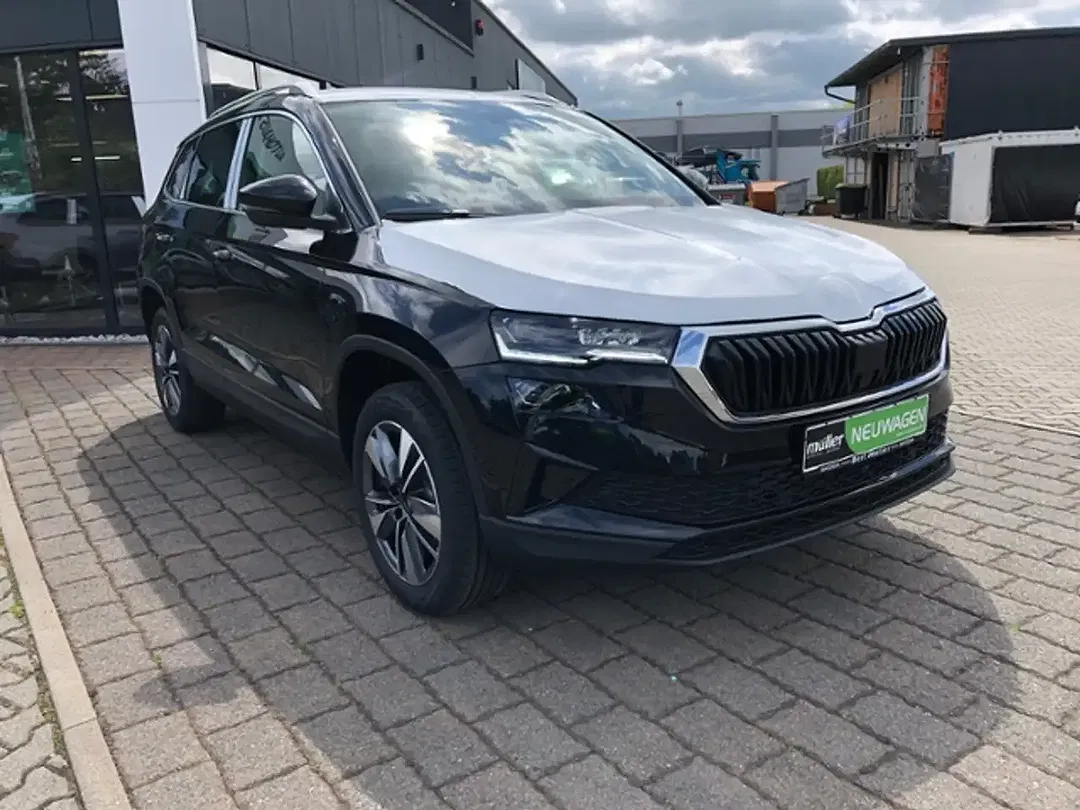 Skoda Karoq - Thumbnail 3