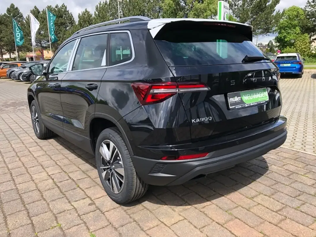 Skoda Karoq - Thumbnail 5