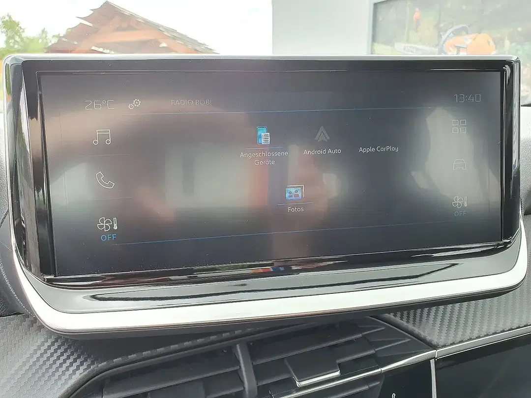 Peugeot 208 - Thumbnail 14