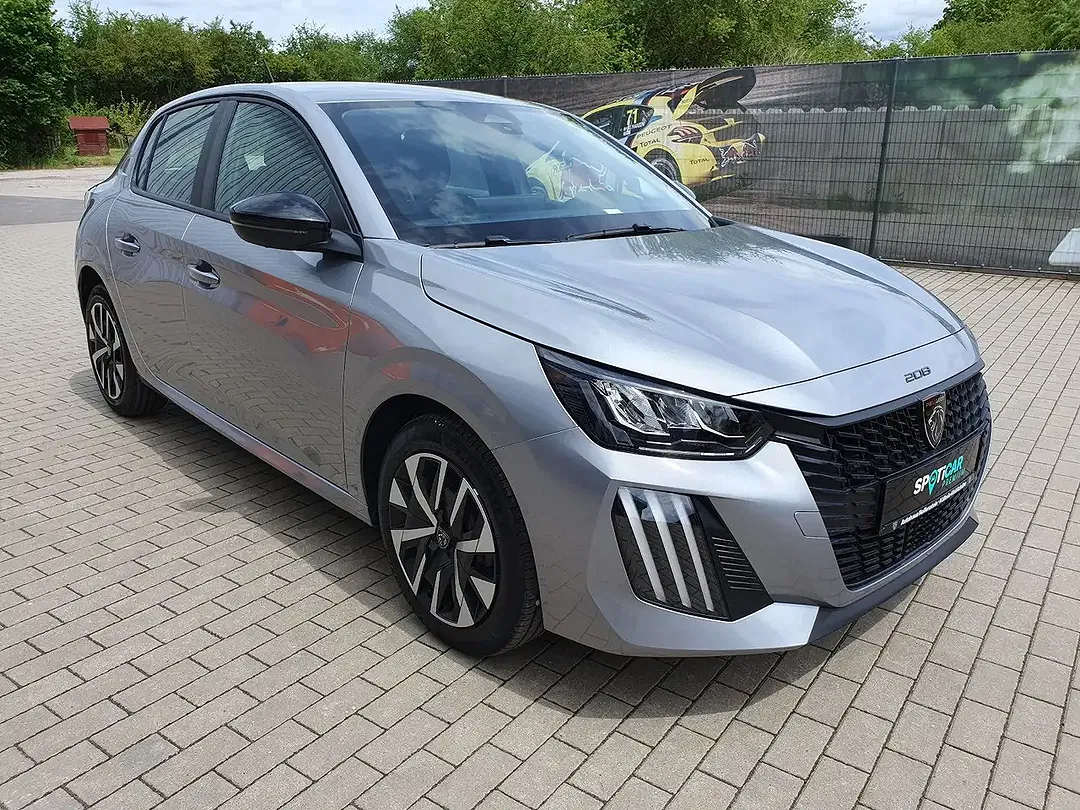 Peugeot 208 - Thumbnail 6