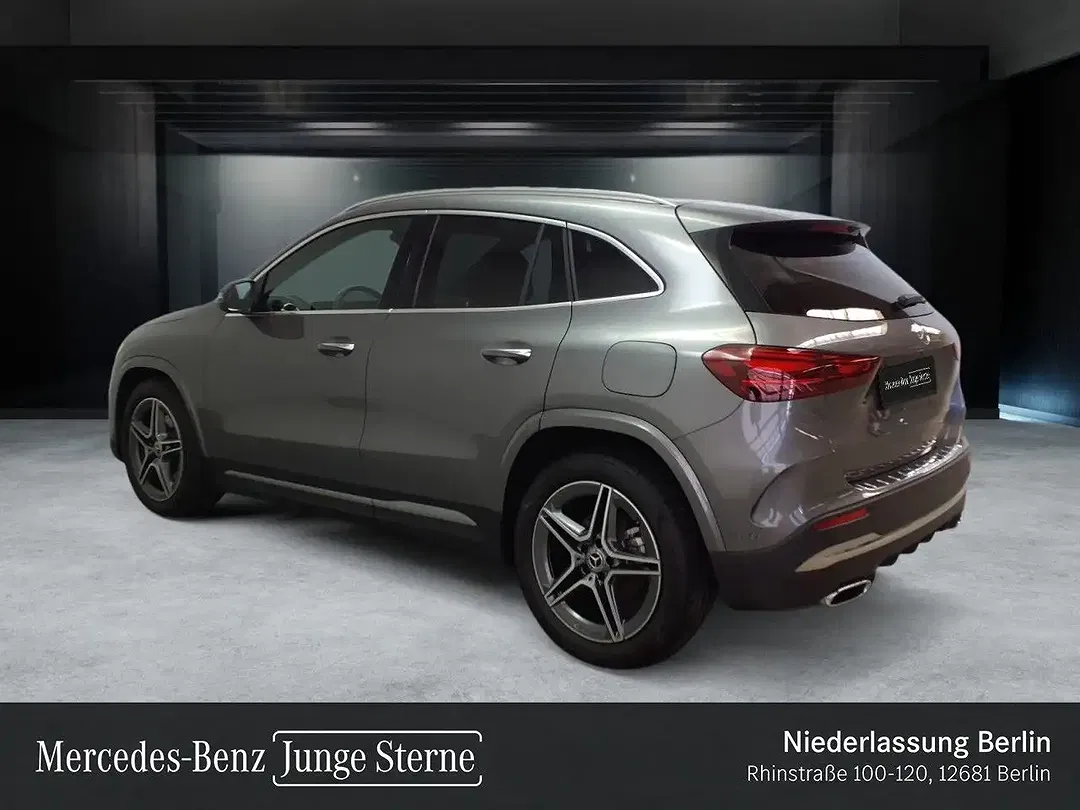Mercedes-Benz GLA 200 - Thumbnail 7