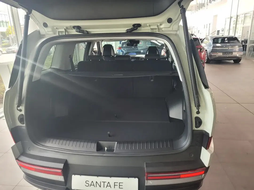 Hyundai SANTA FE - Thumbnail 12