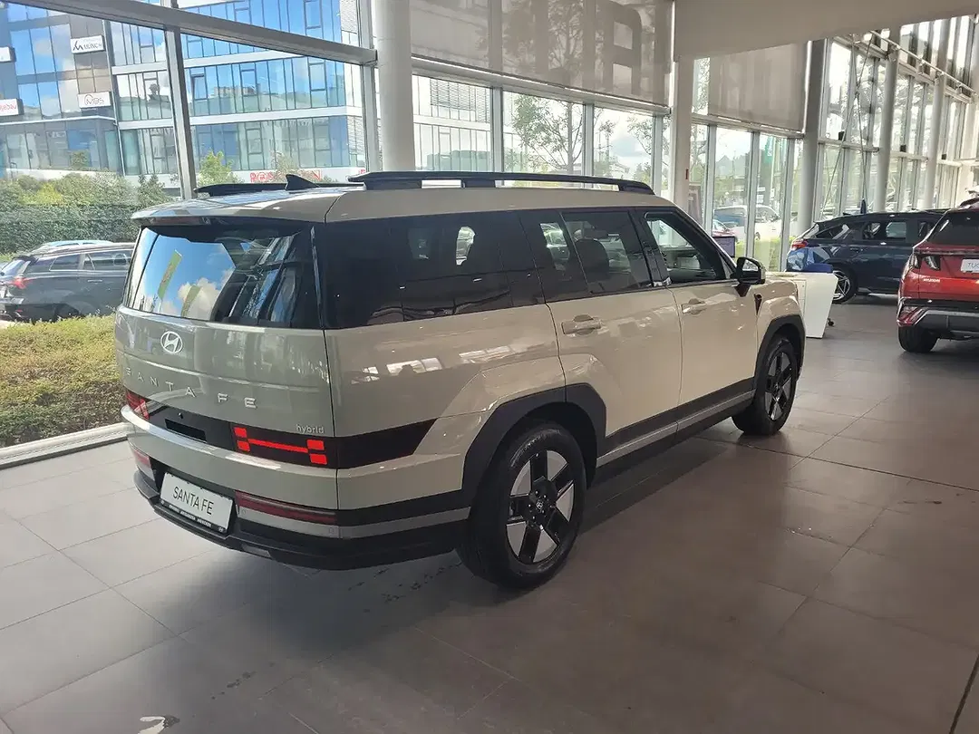 Hyundai SANTA FE - Thumbnail 6