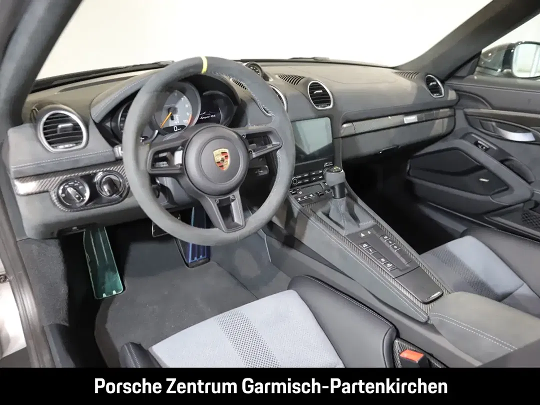 Porsche 718 Spyder - Thumbnail 8