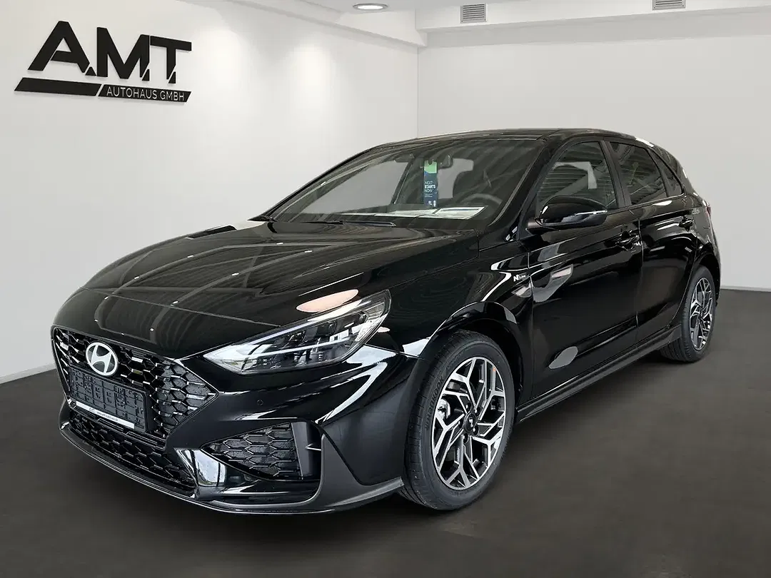 Hyundai i30 - Thumbnail 1