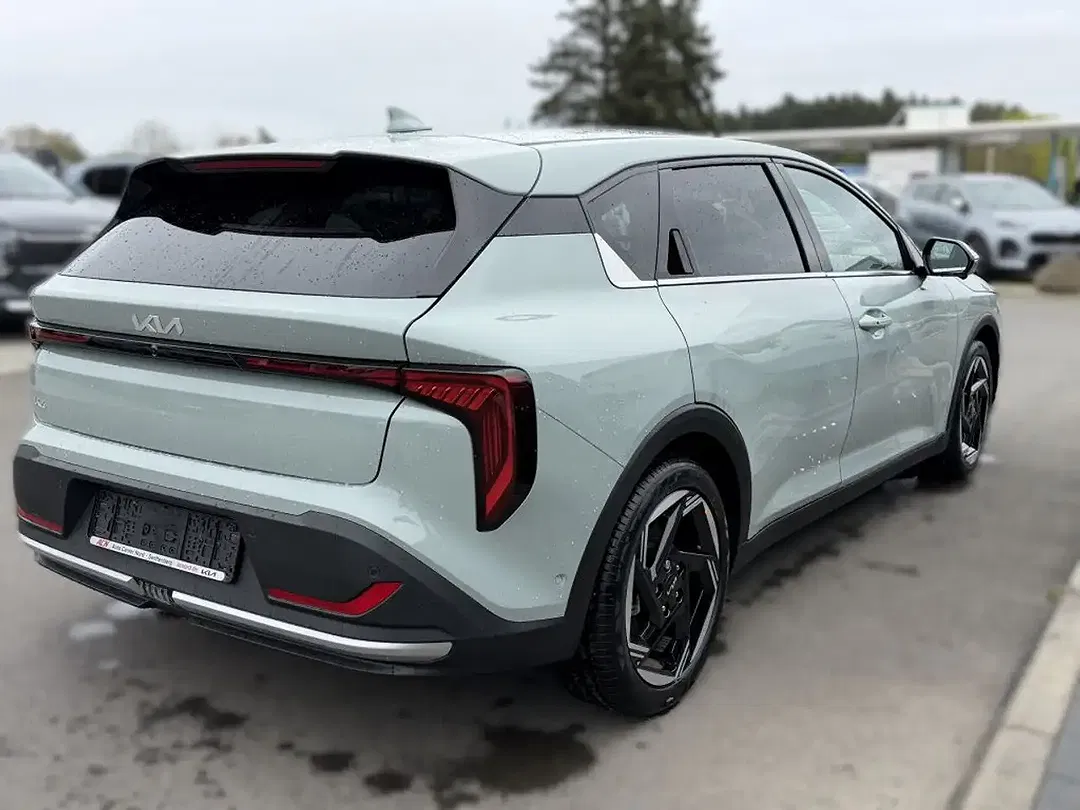 Kia K4 - Thumbnail 5