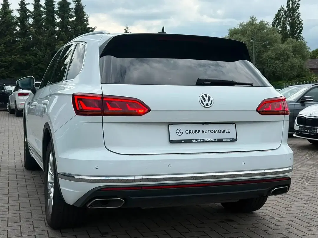 Volkswagen Touareg - Thumbnail 8