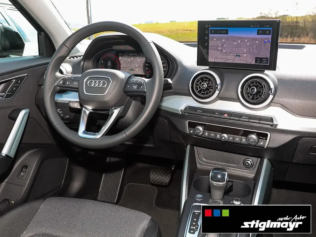 Audi Q2 - Thumbnail 3
