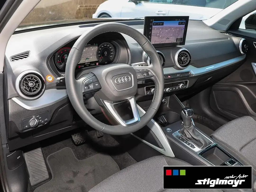 Audi Q2 - Thumbnail 6