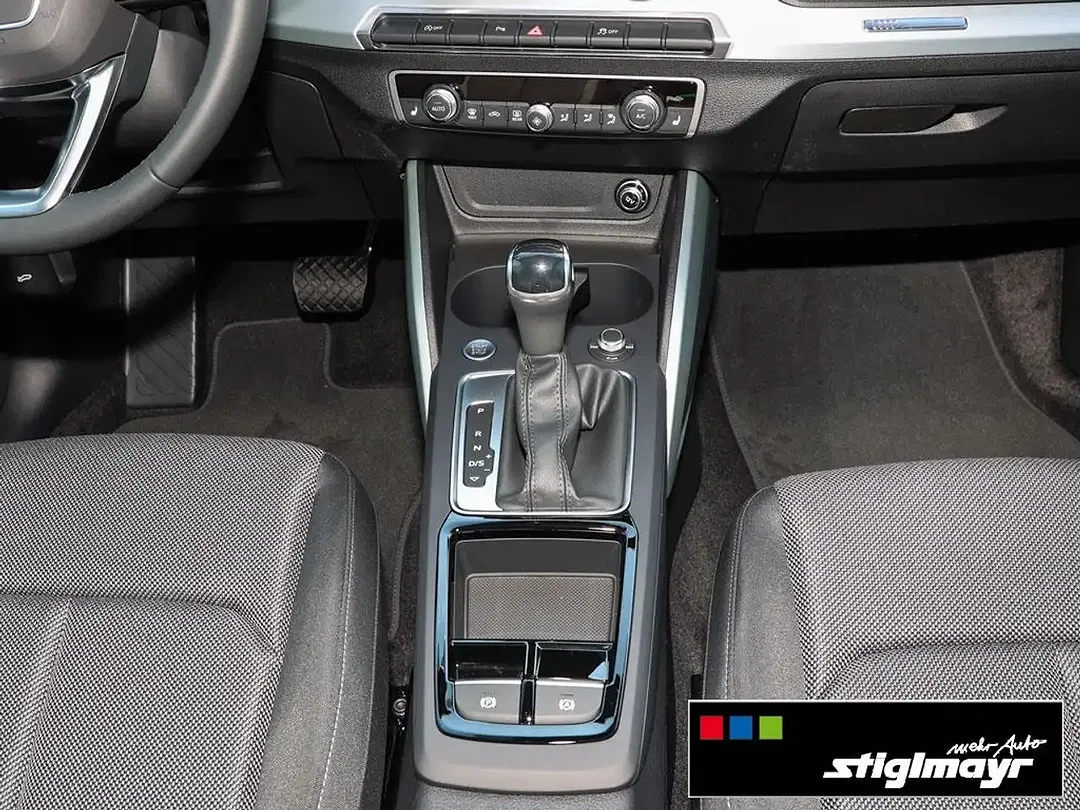 Audi Q2 - Thumbnail 8