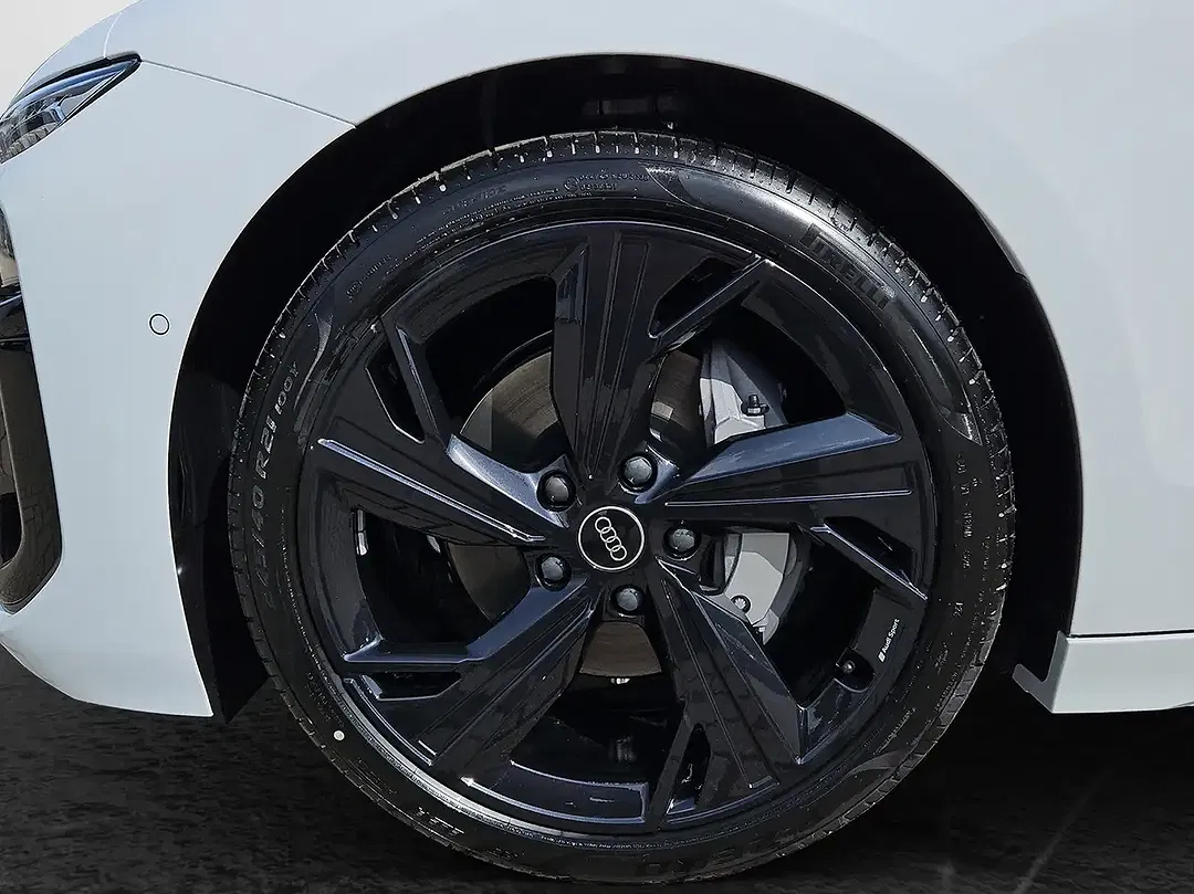 Audi A6 - Thumbnail 4